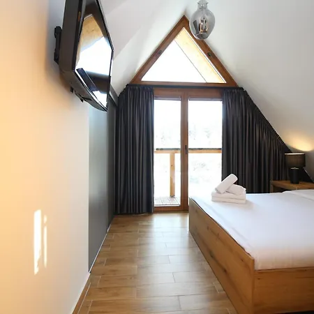 Apartment Mountain Dream