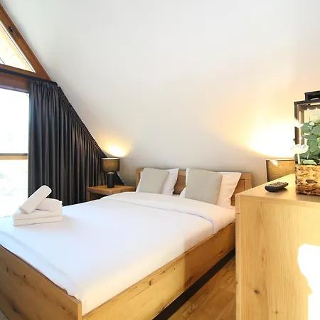 Apartment Mountain Dream