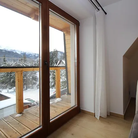 Apartment Mountain Dream *